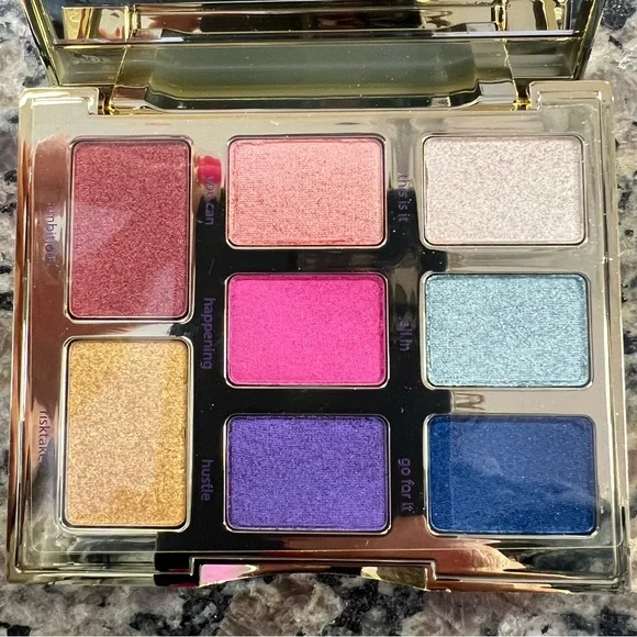 Limited Edition Tarte #remixnatural Color Collection Eyeshadow + Brush Set